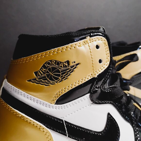Women Nike Air Jordan 1 High Top Reto Size 5.5 OG NRG 'Gold Top 3' - Picture 4 of 14